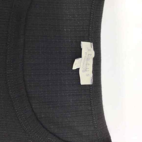 Status By Cheanult Women’s Black Puff Shoulder Long Sleeve Top Size M NWOT - Picture 7 of 16